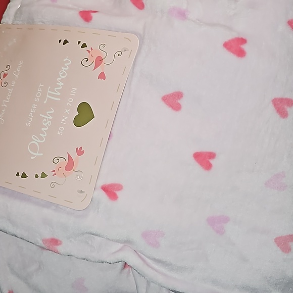 Ultra Soft Plush Throw Blanket - Picture 10 of 10